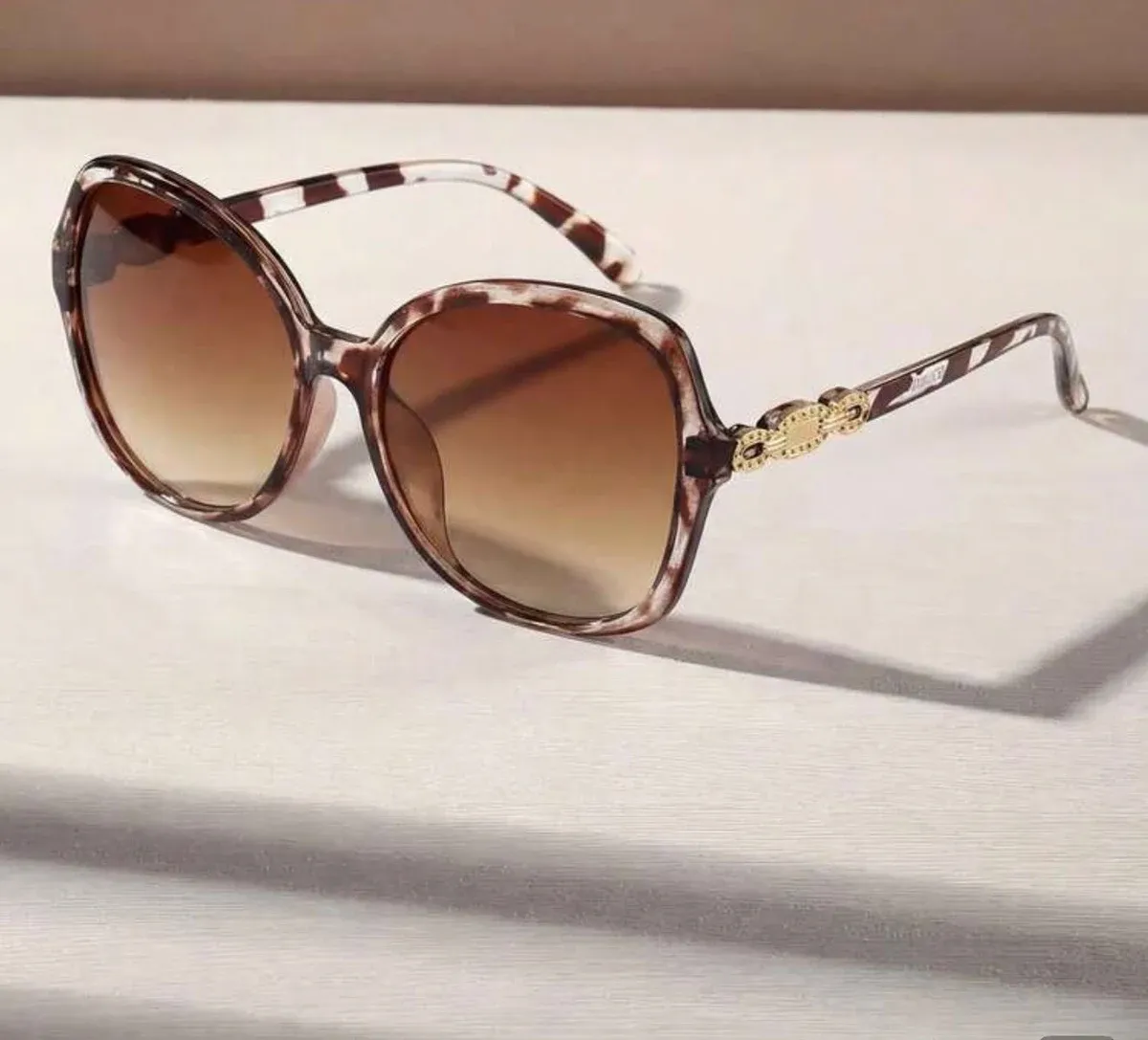 Gafas de Sol Café, vista frontal